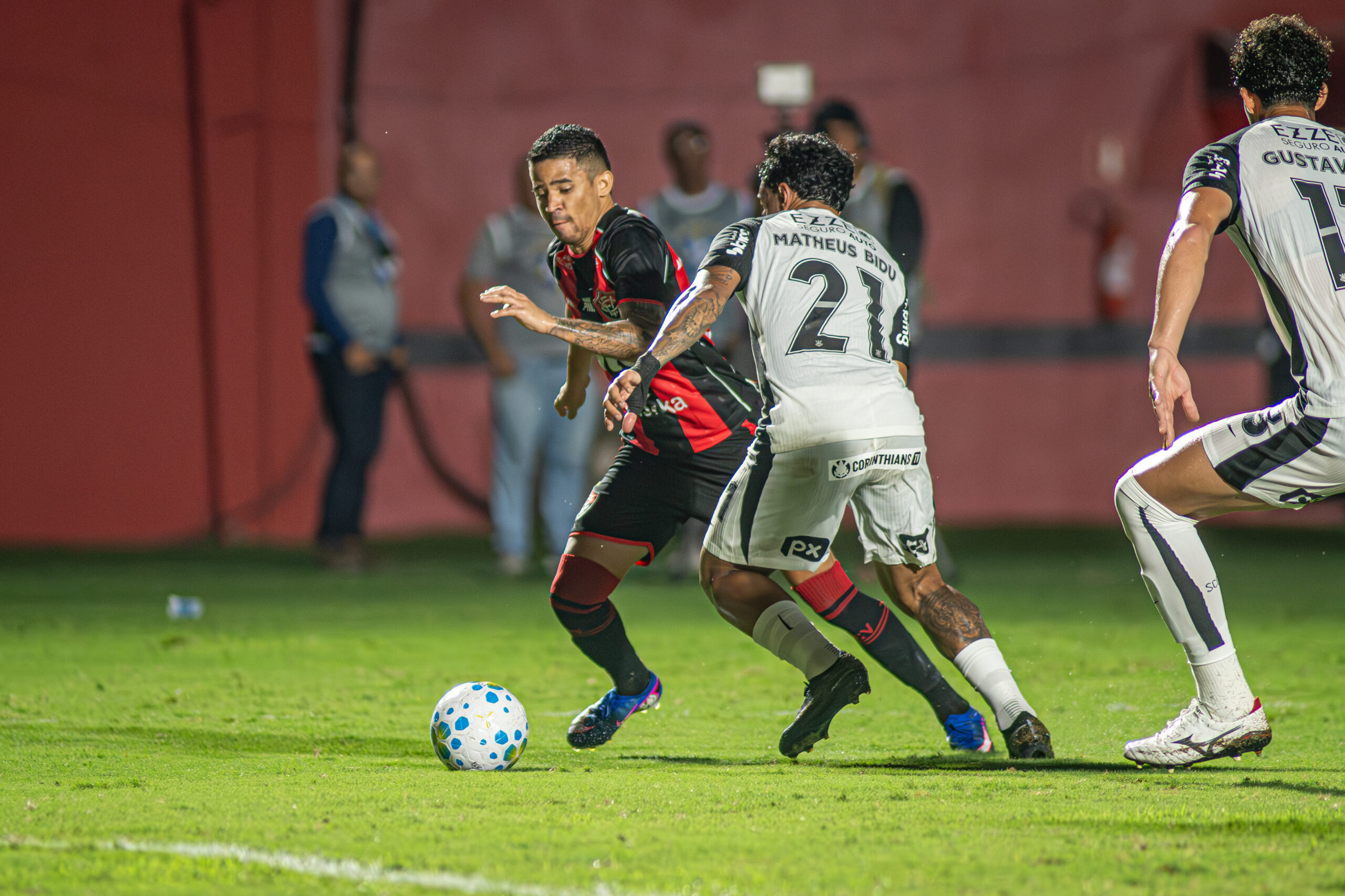 No momento você está vendo Vitória e corínthians sem gols num jogo ruim