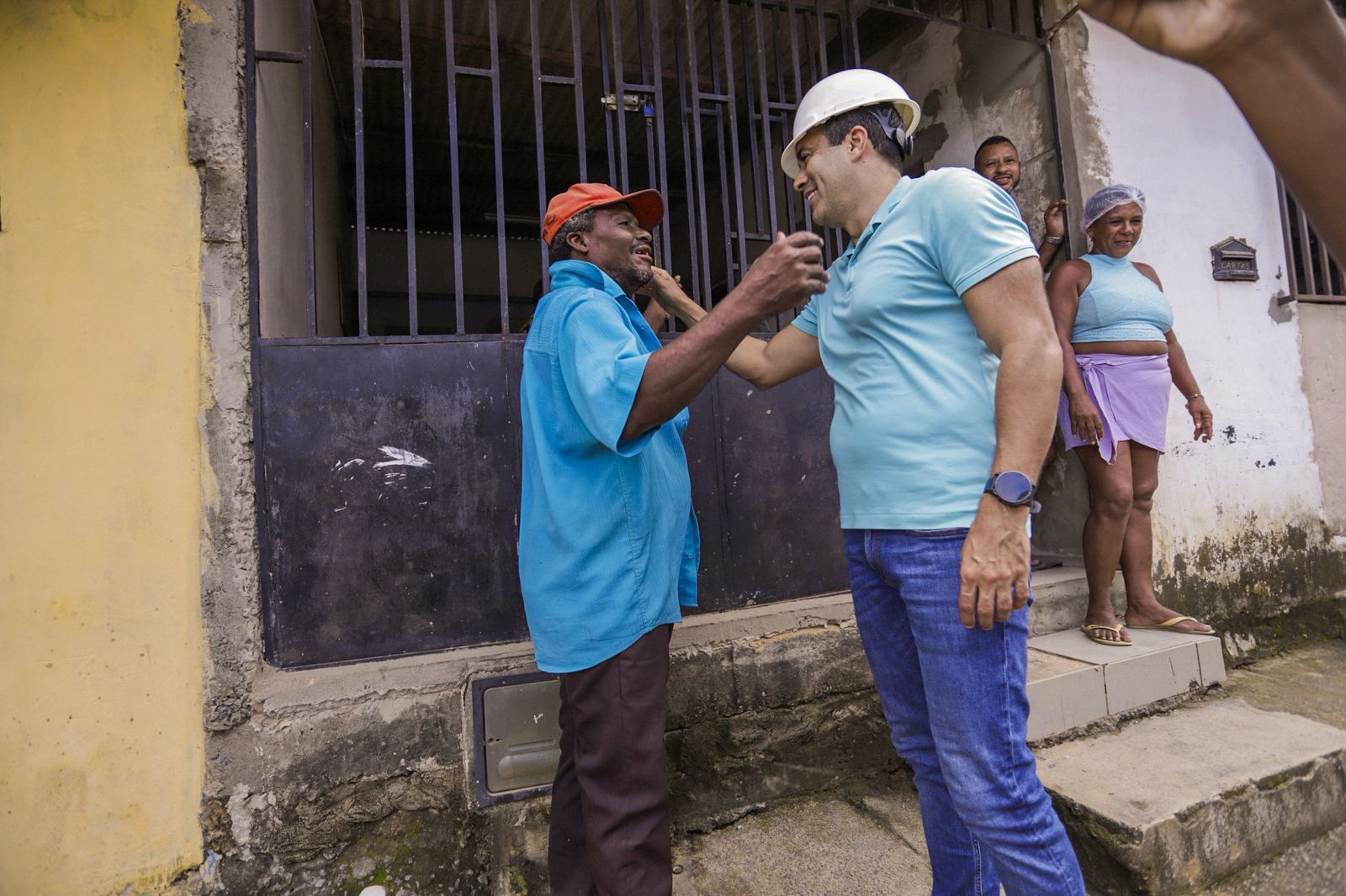 No momento você está vendo Bruno Reis se compromete a realizar pavimentação em Nova Constituição após estado deixar obra incompleta