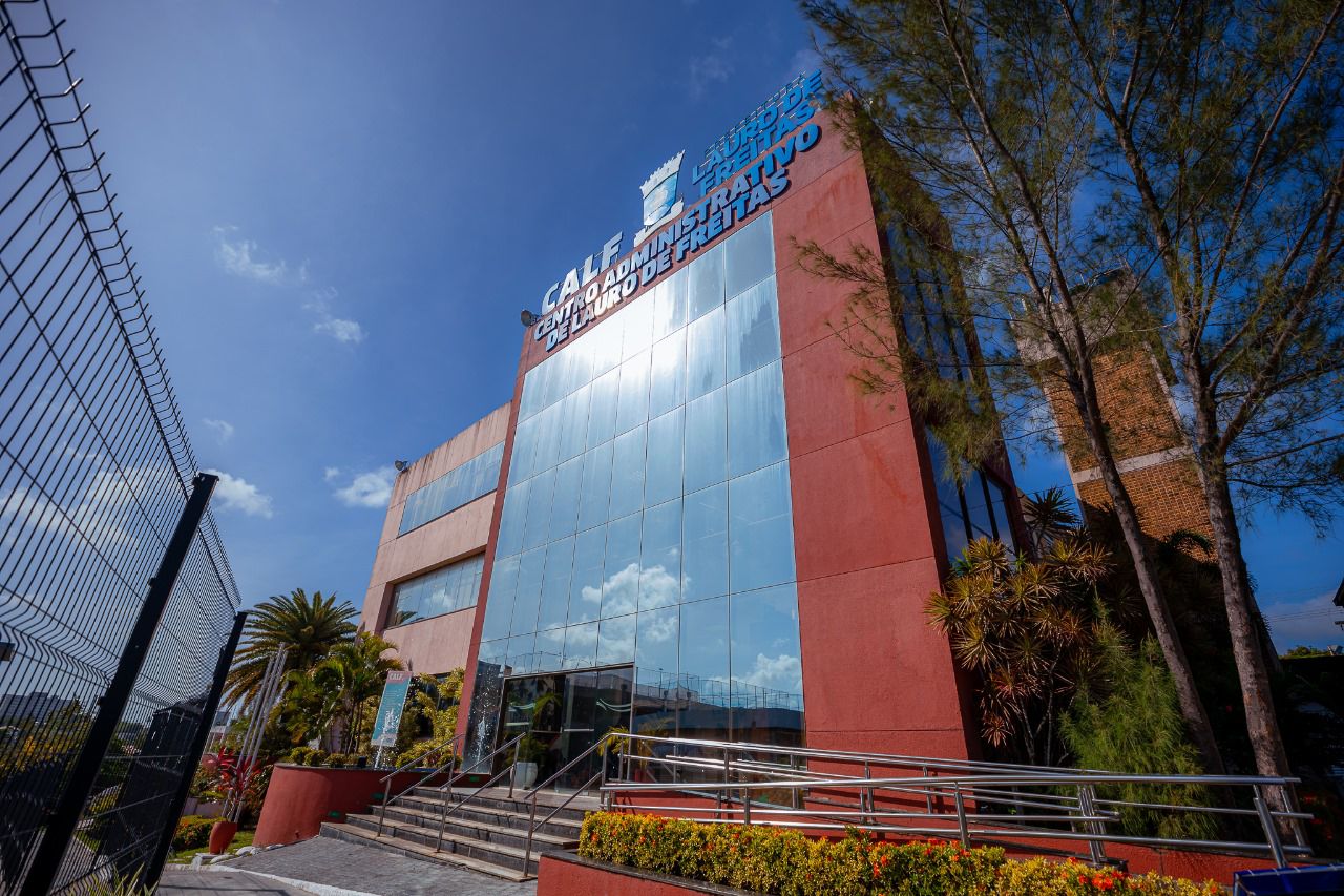 No momento você está vendo Lauro de Freitas sai do vermelho, recupera saúde fiscal e avança para nota B na Capag do Tesouro Nacional