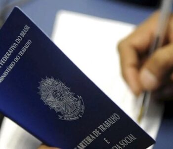 CCJ aprova PEC do fim da jornada de trabalho 6×1 e tema avança na Câmara