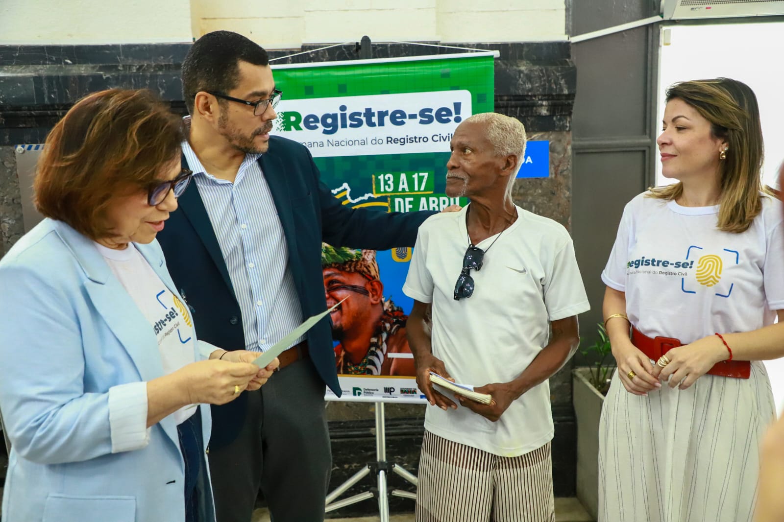 No momento você está vendo Certidões de nascimento, casamento e outros documentos podem ser expedidos até esta sexta (17) na sede do CadÚnico