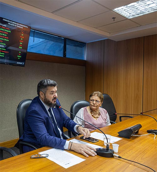 No momento você está vendo Comissão aprova audiência pública para tratar do novo sistema de acesso e tarifa do aeroporto de Salvador