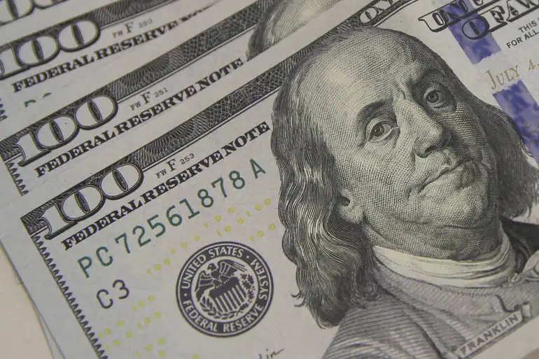 No momento você está vendo Brasileiros batem recorde de gastos no exterior