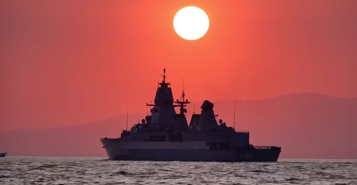 No momento você está vendo Irã anuncia abertura de Ormuz depois de cessar-fogo no Líbano