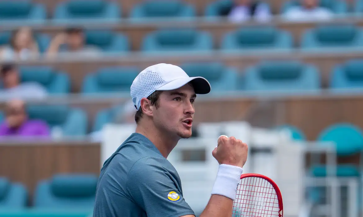 No momento você está vendo Fonseca vence mais uma e terá número 6 pela frente no ATP de Munique