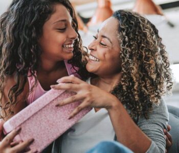 Varejo baiano deve crescer 4% em maio, mês do Dia das Mães, projeta o Sistema Comércio BA