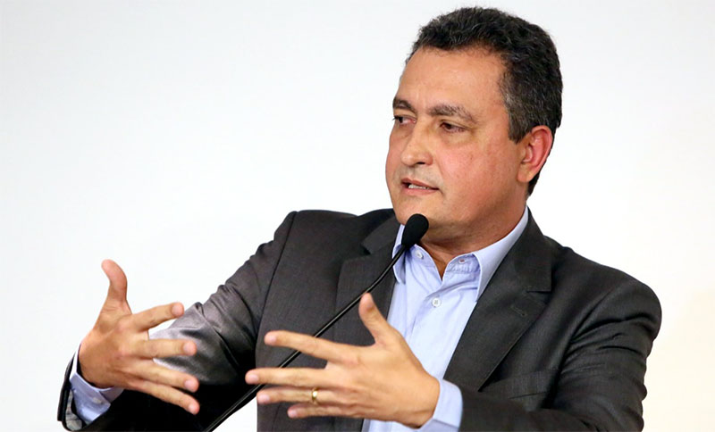 No momento você está vendo Com Jerônimo, Bahia vive maior investimento da história em educação, afirma Rui Costa