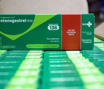 SUS qualifica profissionais para ampliar oferta de implantes hormonais