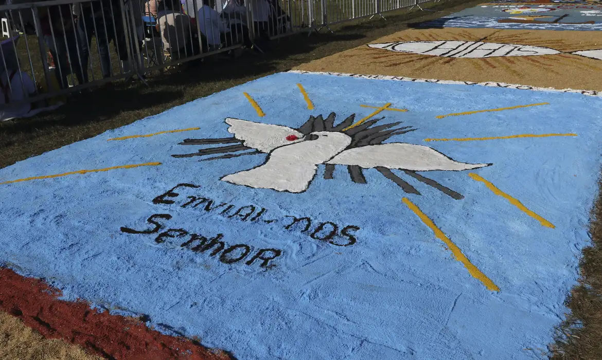 No momento você está vendo Governador anuncia ponto facultativo na sexta-feira (5), após feriado de Corpus Christi