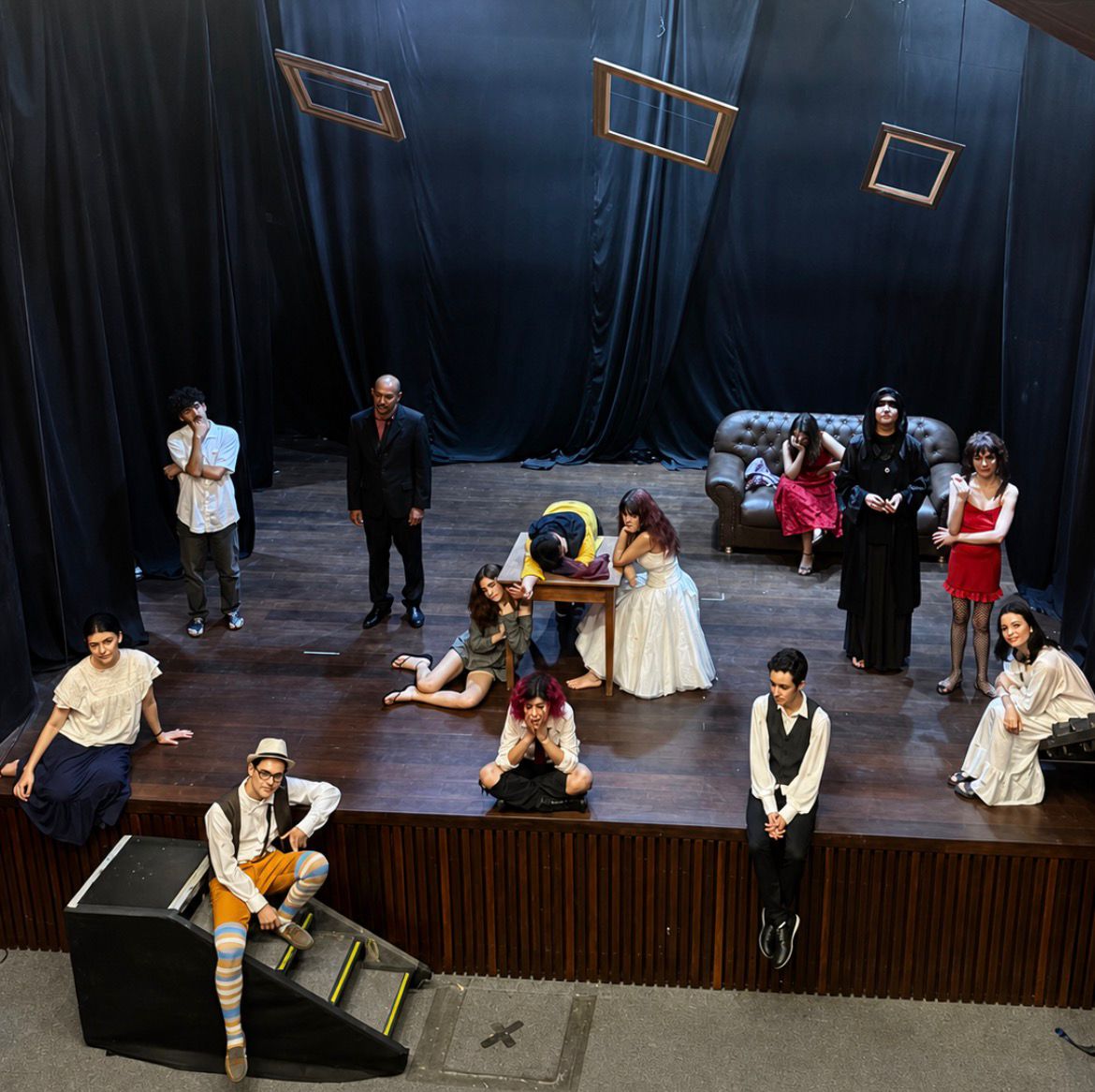 No momento você está vendo Nova apresentação do grupo “Andarilhos da Cena” no Teatro Moliére