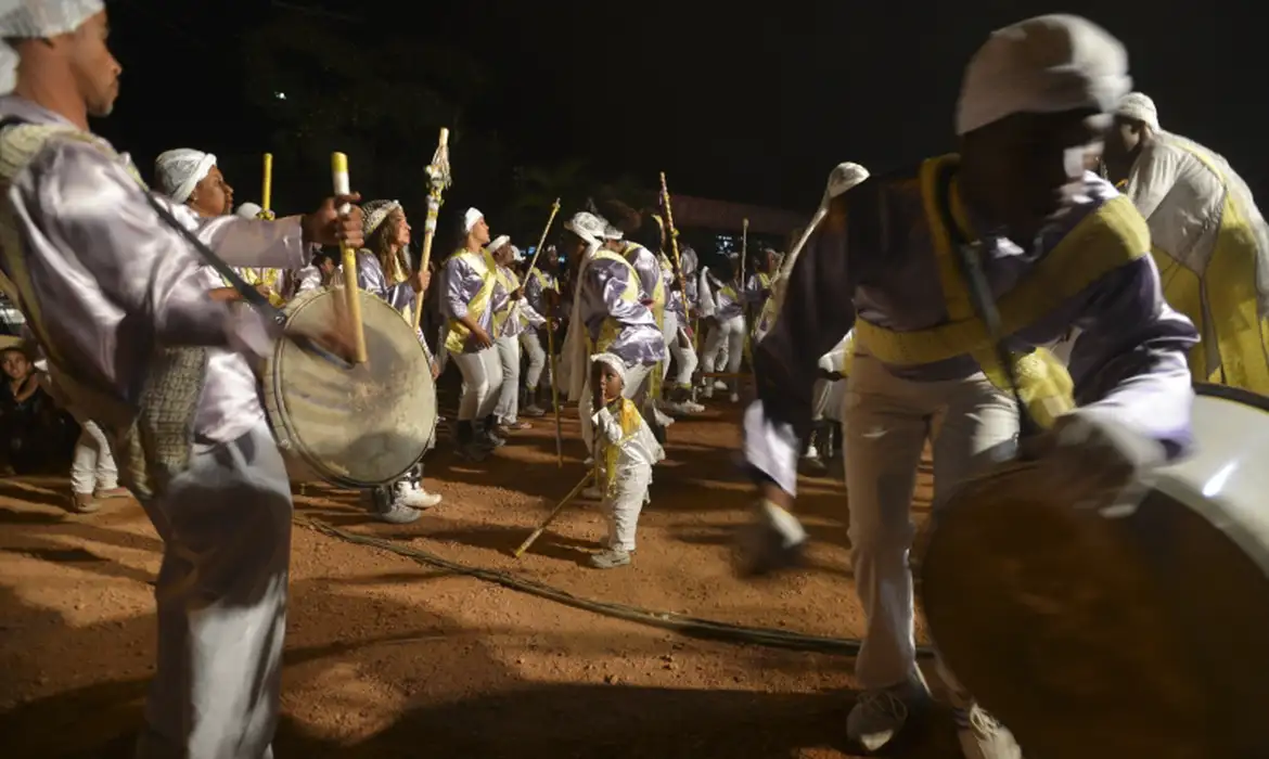 No momento você está vendo Governo cria política e programas para promover culturas tradicionais