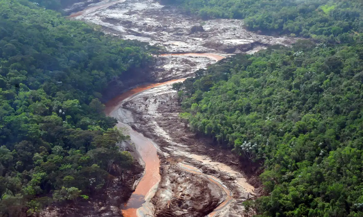No momento você está vendo Fundo que repara danos de barragem de Mariana libera R$ 75,8 milhões