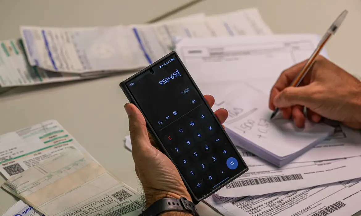 No momento você está vendo Desenrola registra 17 mil operações em pouco mais de um mês