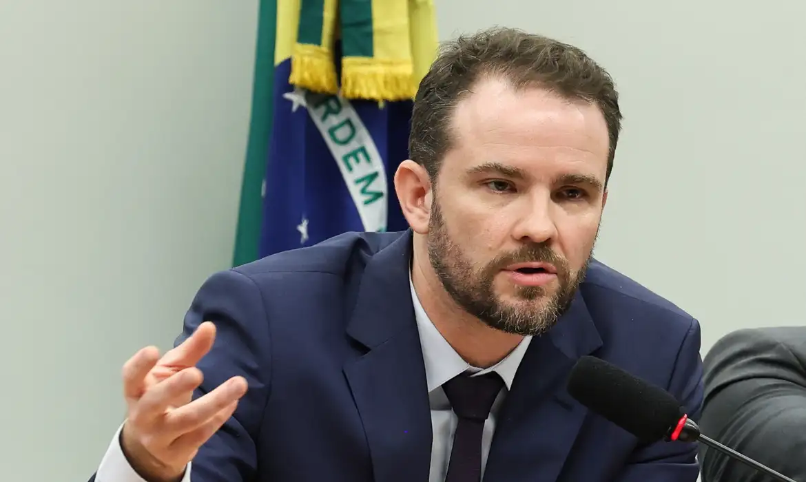 No momento você está vendo Declaração do IR pode passar a ser automática em até três anos