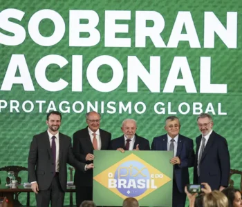 “Brasil não abaixa a cabeça”, diz Durigan ao defender soberania e Pix