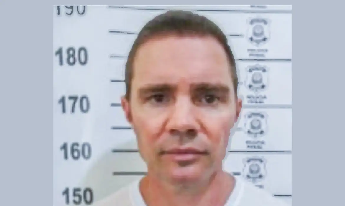 No momento você está vendo Mendonça autoriza transferência de Vorcaro para Papudinha