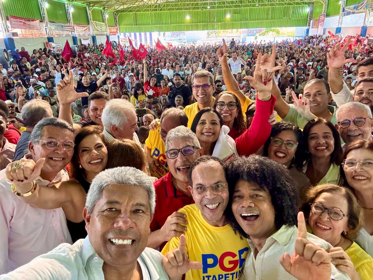 No momento você está vendo “Nós ficamos, durante séculos, esquecidos”, afirma Jerônimo ao defender interiorização dos investimentos na Bahia
