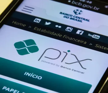 EUA atacam Pix para favorecer empresas de pagamentos estadunidenses