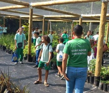 Village Itaparica segue com atividades gratuitas de educação ambiental para estudantes da rede pública