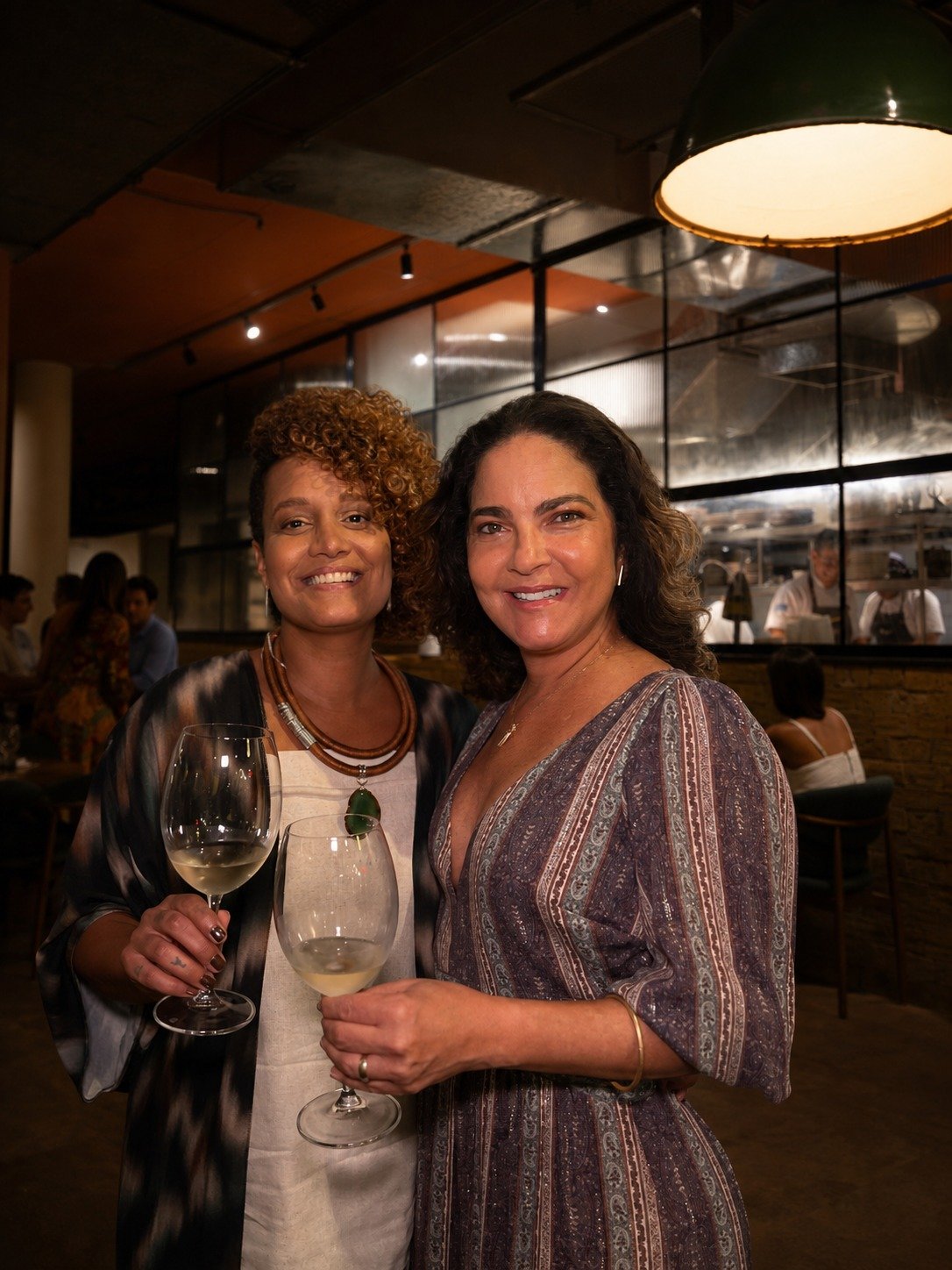 No momento você está vendo ​Silva Cozinha retoma experiência de vinhos para mulheres com primeira edição na Rua Chile