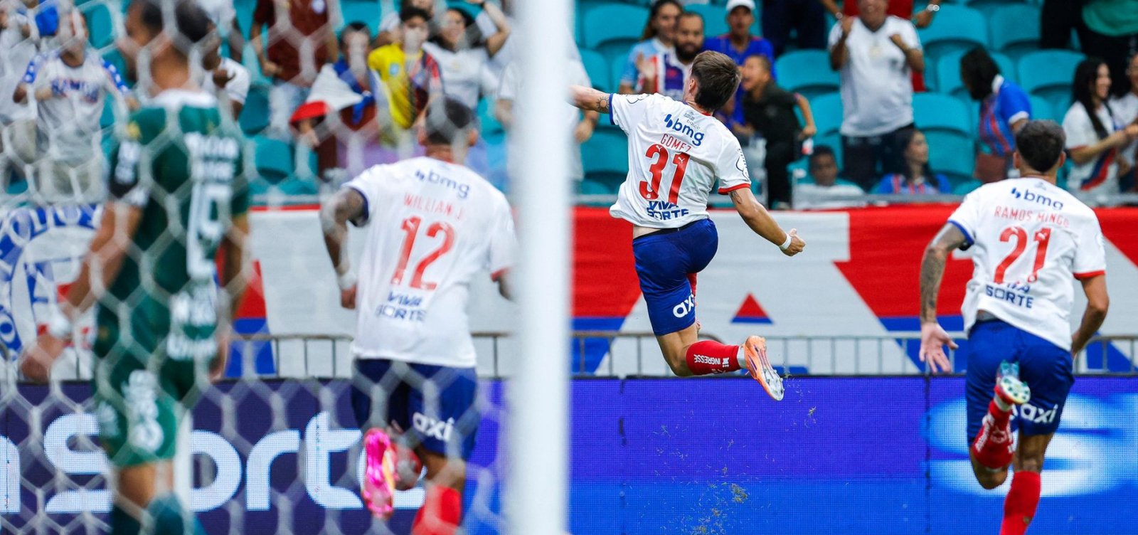 No momento você está vendo Bahia vence Chapecoense na volta à Fonte