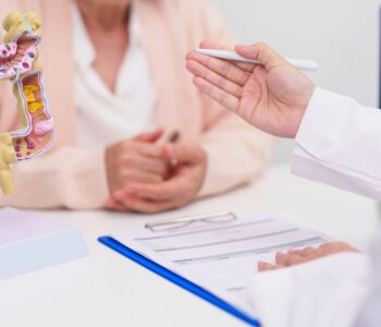 Sinais do câncer colorretal devem ser checados com rapidez; saiba mais