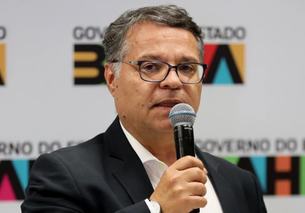 No momento você está vendo Secretário de Comunicação sai do governo
