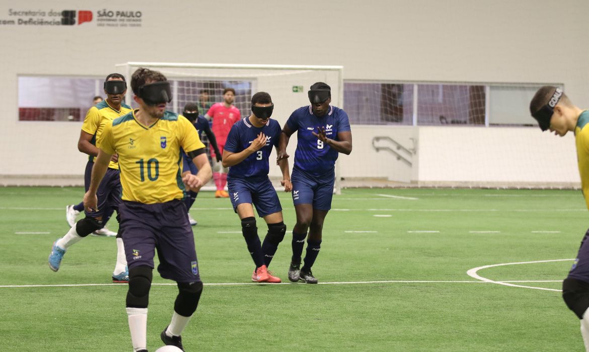 No momento você está vendo Brasil abre ciclo do futebol de cegos com Jogos Parasul-Americanos