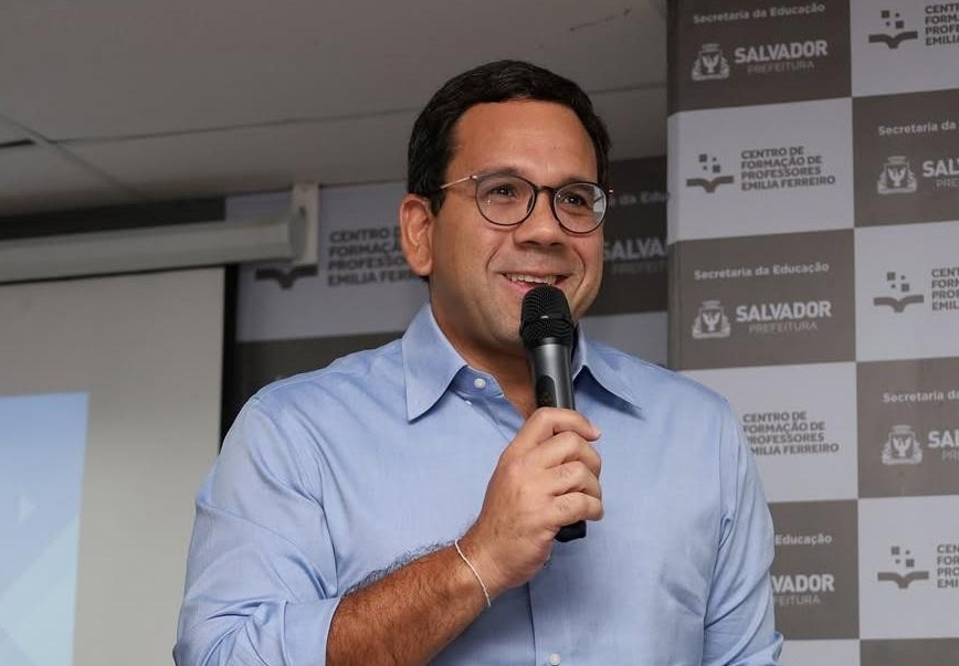 No momento você está vendo Secretário da Educação diz que nova licitação garante retomada imediata de escola no Curralinho
