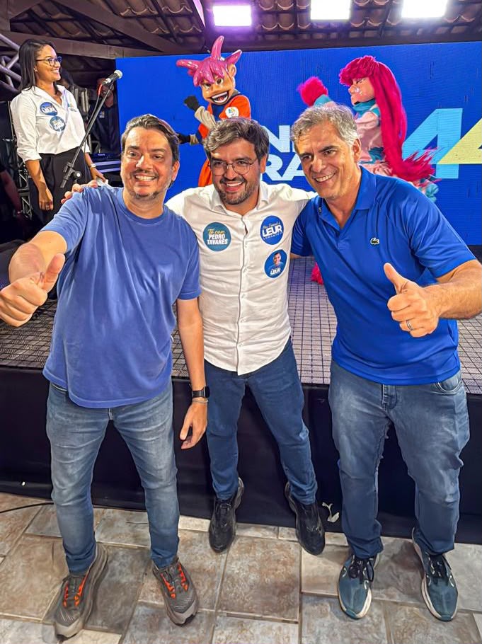 No momento você está vendo Leur Lomanto Jr. e Pedro Tavares reúnem milhares de pessoas em Ilhéus