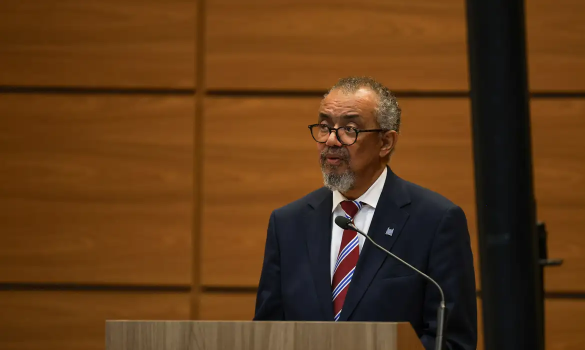No momento você está vendo Risco de disseminação do ebola pelo mundo é baixo, diz Tedros Adhanom