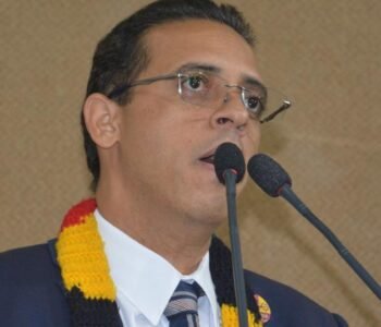 Deputado Hilton Coelho apresenta moção de solidariedade ao povo da Colômbia