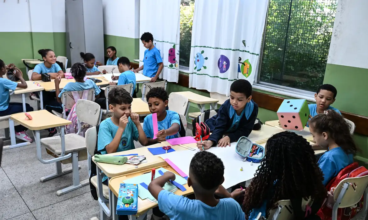 No momento você está vendo Ensino integral acelera aprendizado de vulneráveis