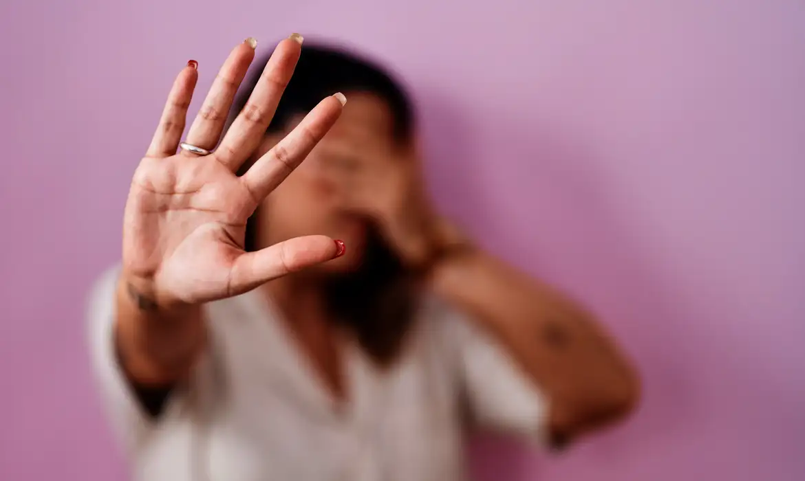 No momento você está vendo Delegacia Digital da Mulher permite que vítima denuncie mais rápido