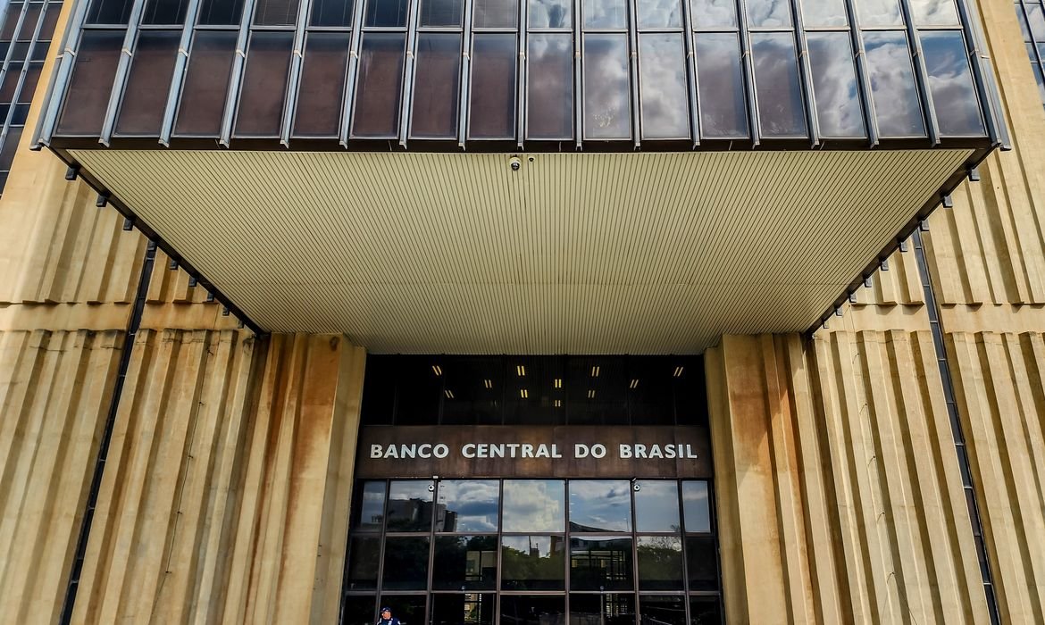No momento você está vendo Expectativa do mercado para inflação de 2026 cai para 5,02%