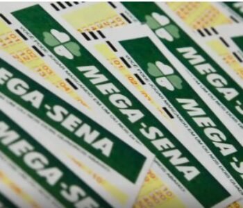 Ninguém acerta Mega-Sena; prêmio acumula para R$ 165 milhões