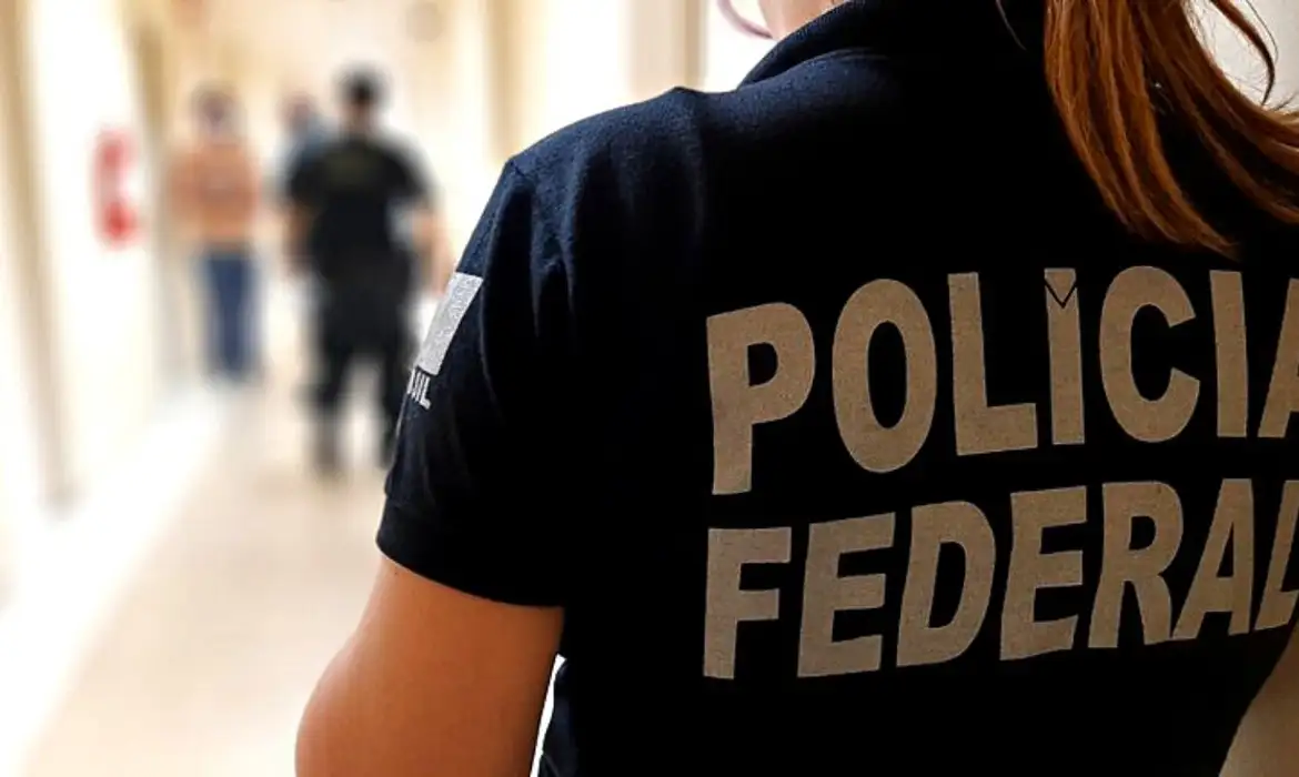 No momento você está vendo Polícia Federal faz operação contra lavagem de dinheiro de bets