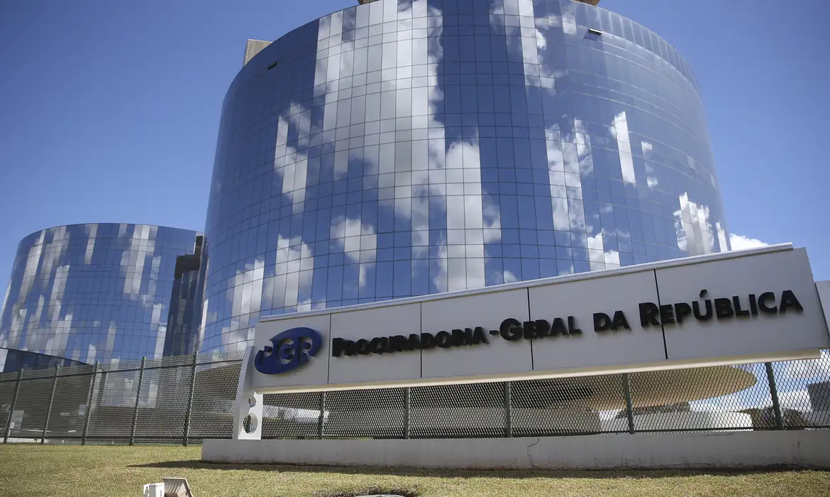 No momento você está vendo PGR deve se manifestar sobre supostas conversas entre Vorcaro e Moraes