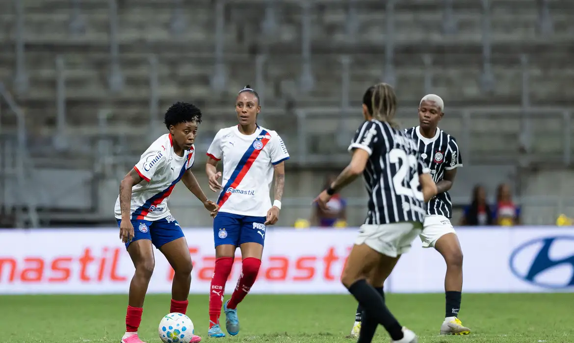 No momento você está vendo Brasileiro Feminino: Bahia bate recorde de público mas perde para o Corinthians