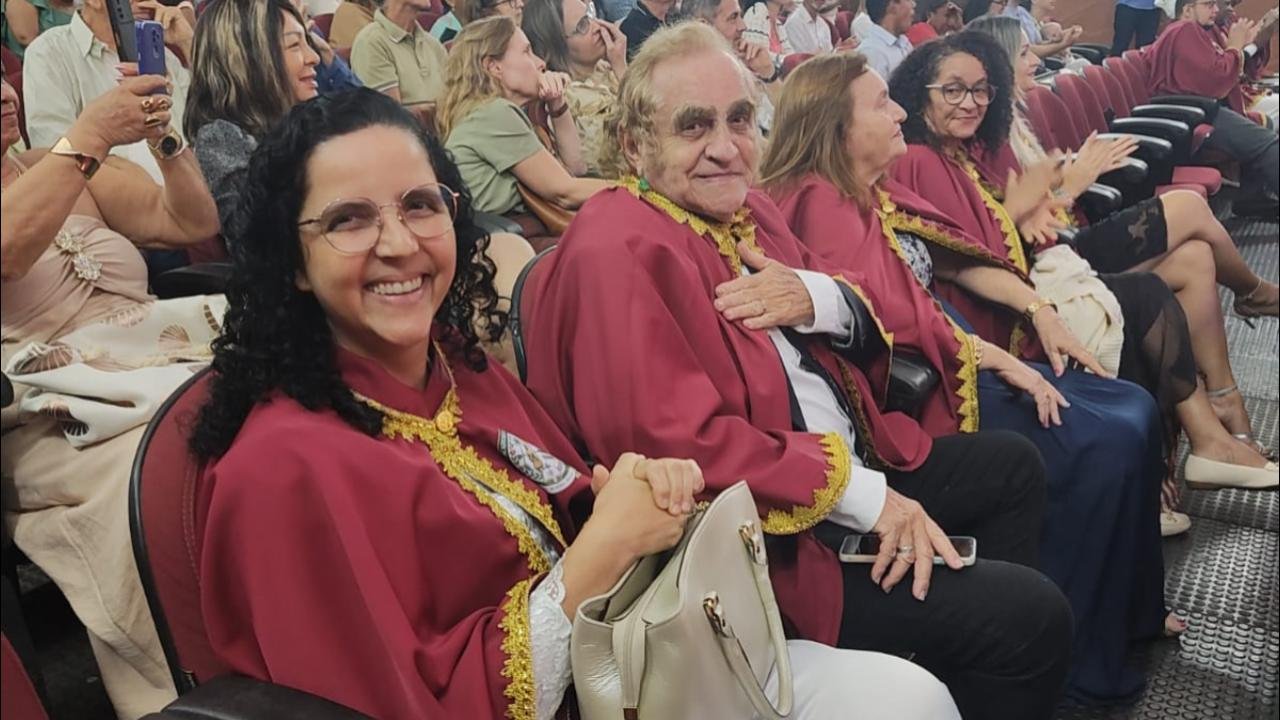 No momento você está vendo Academia de Cultura da Bahia promove sessão especial em no dia 25