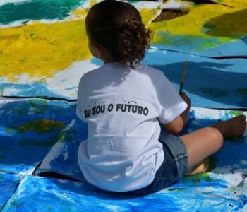 Pais veem palmada como disciplina e não como violência, alerta Unicef