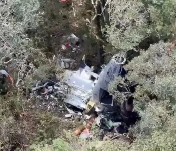 Bombeiros encontram helicóptero com corpo do cantor Rick