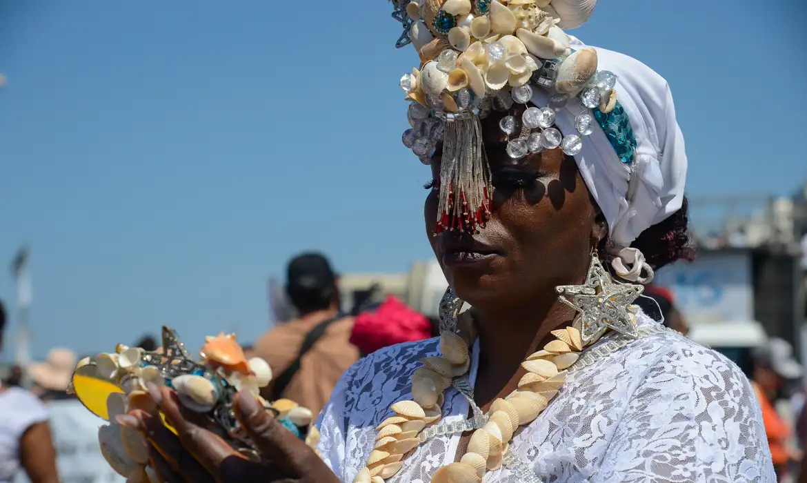 No momento você está vendo Eleitores de religiões afro se sentem invisíveis em campanha eleitoral