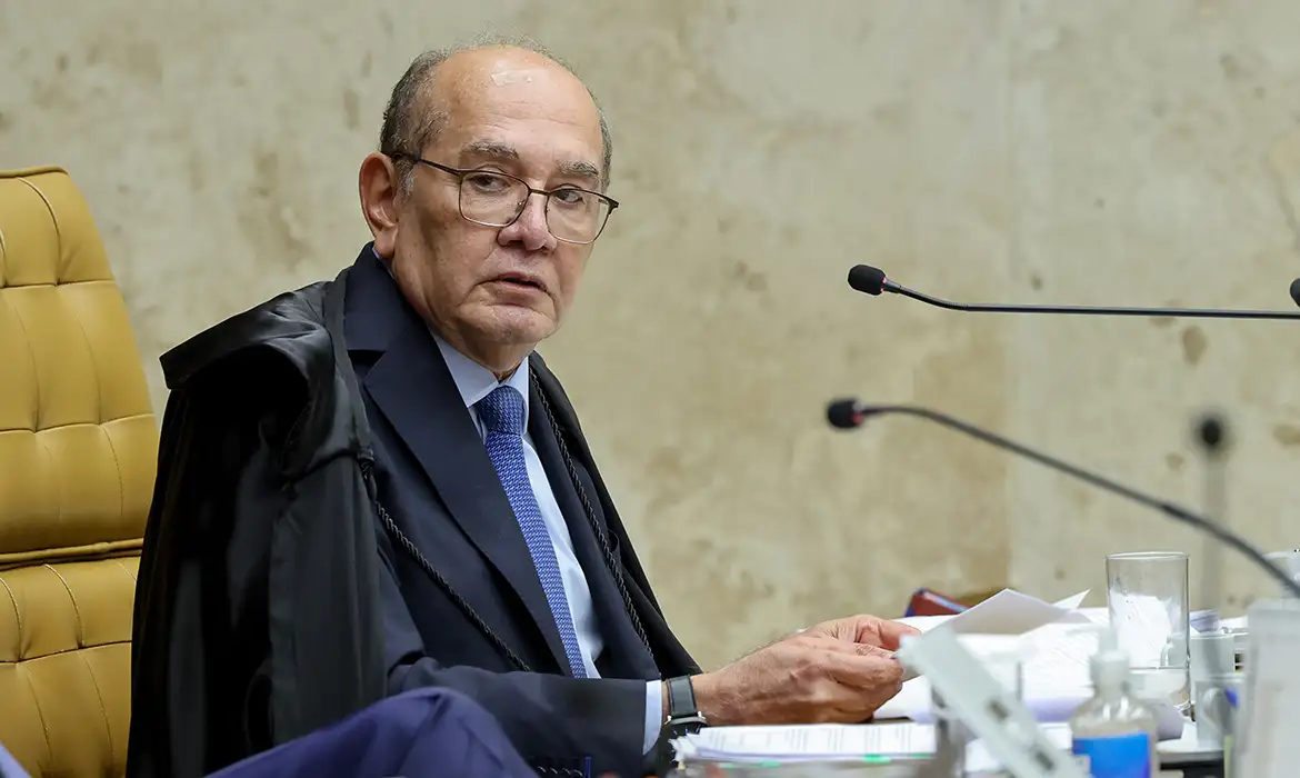 No momento você está vendo Gilmar Mendes valida reajuste do Bolsa Família
