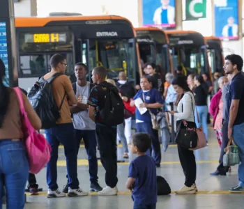 Transporte e insegurança fazem 40% das mulheres desistirem de emprego