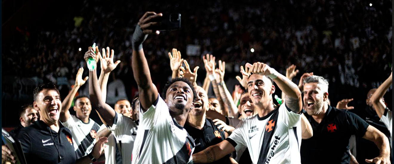 No momento você está vendo Vasco vence no Barradão e desclassifica o Vitória