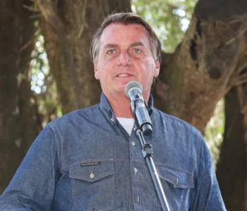 STF deve julgar revisão da condenação de Bolsonaro após eleições