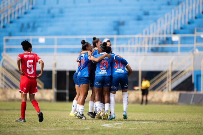 No momento você está vendo Com time reserva, Bahia goleia por 11 a 1 e mantém 100% no Baiano Feminino