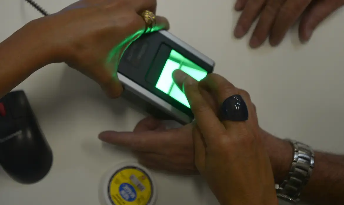No momento você está vendo INSS alerta para golpes que usam informação falsa sobre biometria