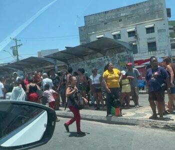 PT denuncia escassez de ônibus em Salvador para prejudicar Lula